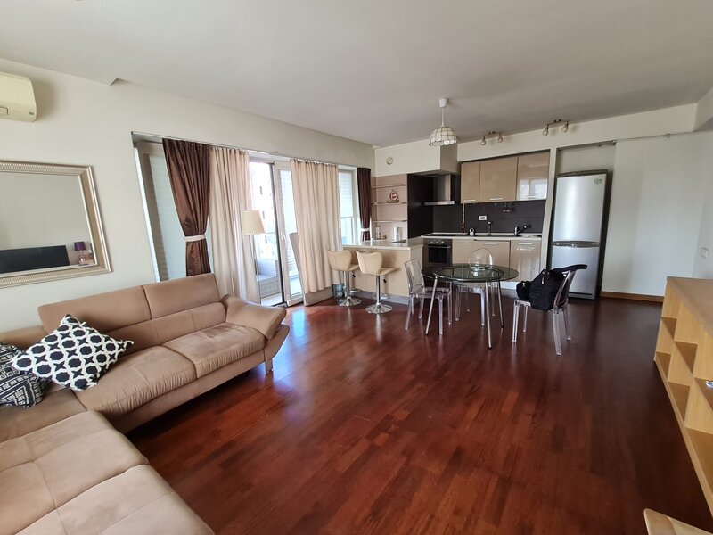 Dristor In City  - Dudesti